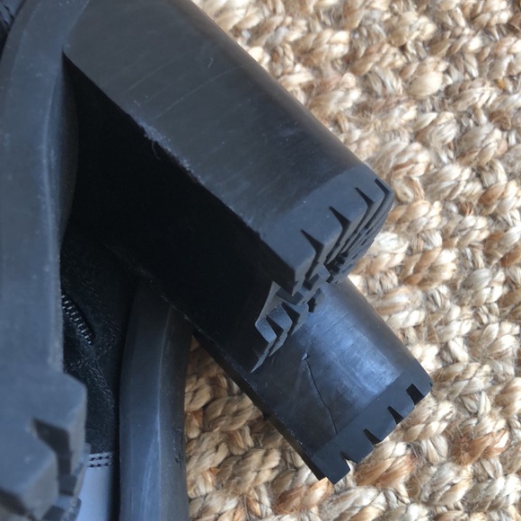 Coach Hedy Boot. Size 6.5. - Picture 16 of 16